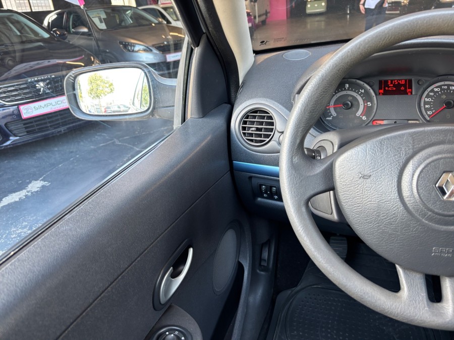 RENAULT d'occasion CLIO III 1.5 DCI 70 de 2008 Valence (26)﻿
