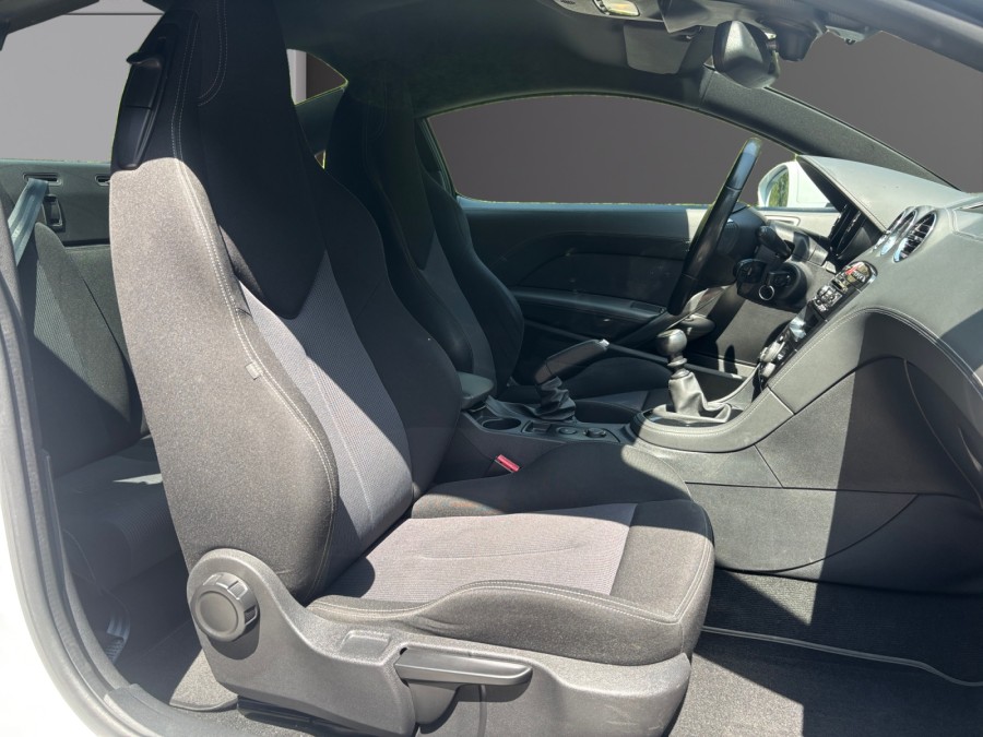 PEUGEOT d'occasion RCZ | 03.2010-12.2015 2.0 HDI 160 de 2013 Vienne