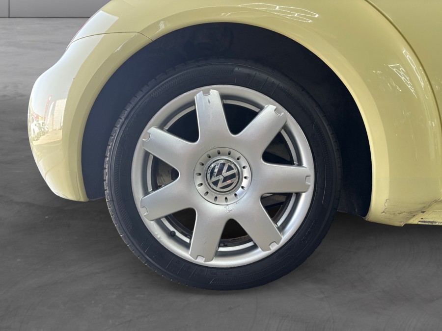 VOLKSWAGEN d'occasion NEW BEETLE DECAPOTABLE VOLKSWAGEN NEW BEETLE