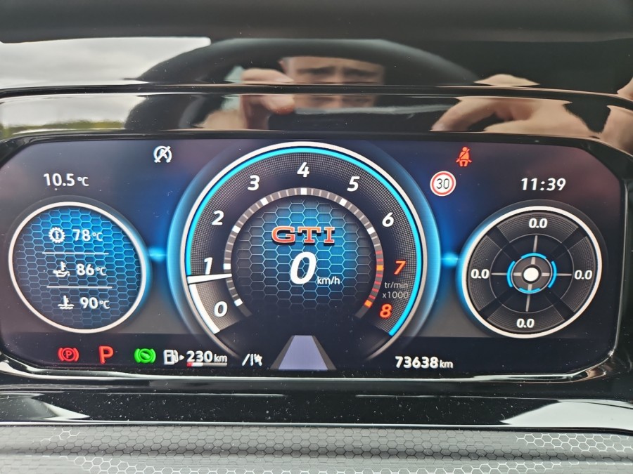 VOLKSWAGEN d'occasion GOLF VIII 2.0 TSI 245 GTI DSG de 2021 Le Puy en