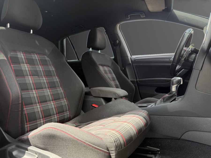 VOLKSWAGEN d'occasion GOLF VII GTI PIRELLI 2.0 TFSI 245 DSG de 2019