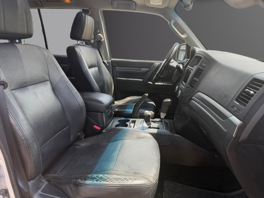 MITSUBISHI d'occasion PAJERO IV 3.2 DI-D 200 INSTYLE 30EME