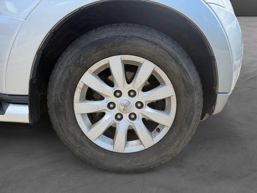 MITSUBISHI d'occasion PAJERO IV 3.2 DI-D 200 INSTYLE 30EME