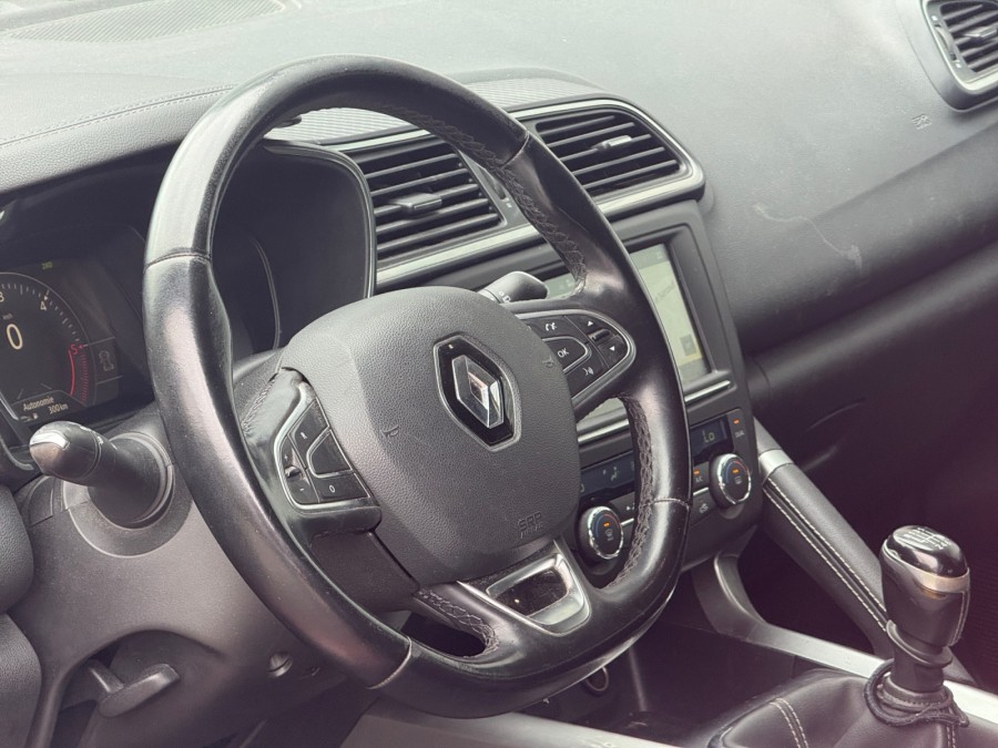 RENAULT d'occasion KADJAR 1.6 DCI 130 4WD de 2016 Vannes (56)﻿