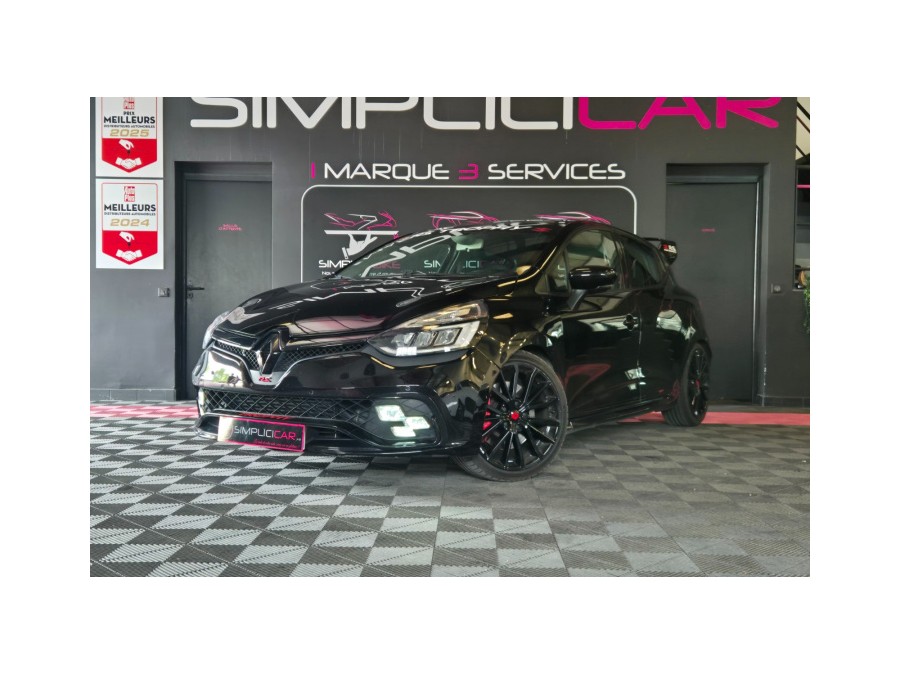 RENAULT d'occasion CLIO IV RS Trophy18 220 EDC de 2017 Aix Les Bains