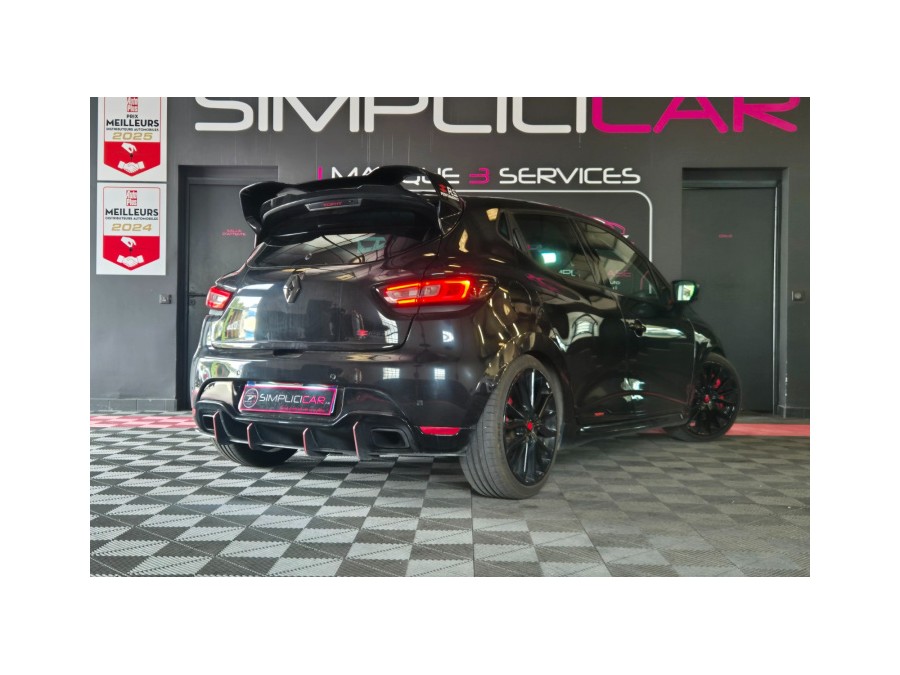 RENAULT d'occasion CLIO IV RS Trophy18 220 EDC de 2017 Aix Les Bains
