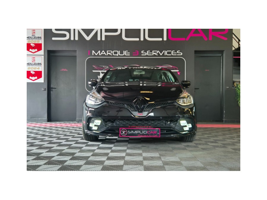 RENAULT d'occasion CLIO IV RS Trophy18 220 EDC de 2017 Aix Les Bains