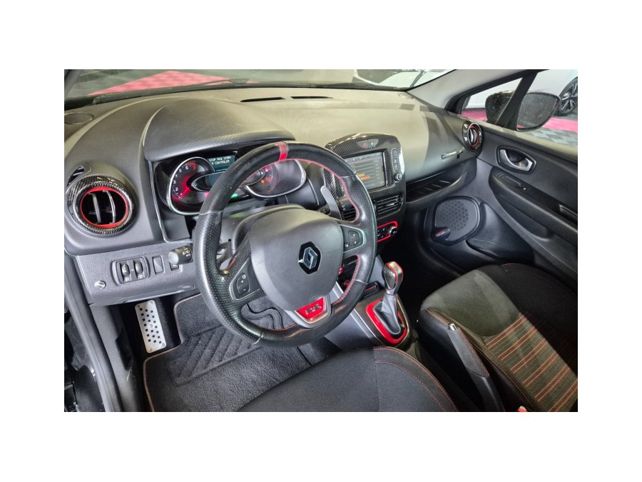 RENAULT d'occasion CLIO IV RS Trophy18 220 EDC de 2017 Aix Les Bains