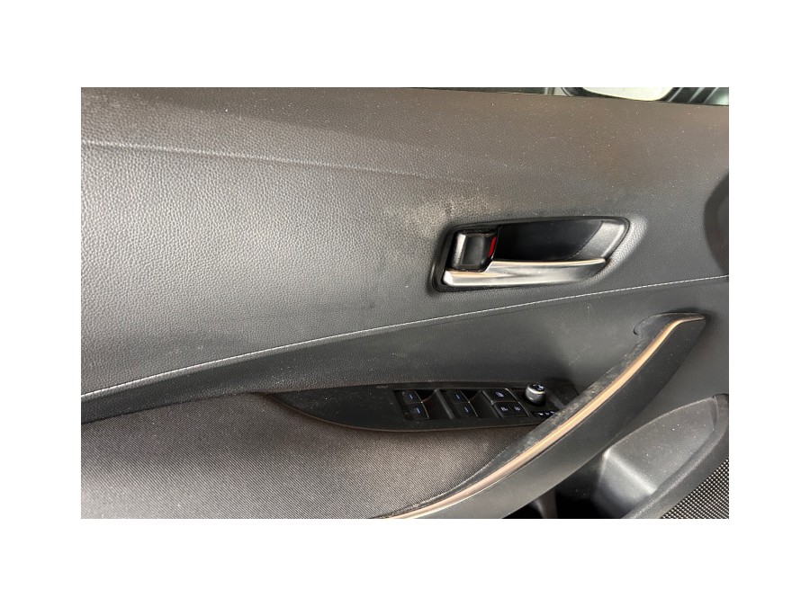 TOYOTA d'occasion COROLLA 180H DESIGN de 2019 Aix Les Bains (73)﻿