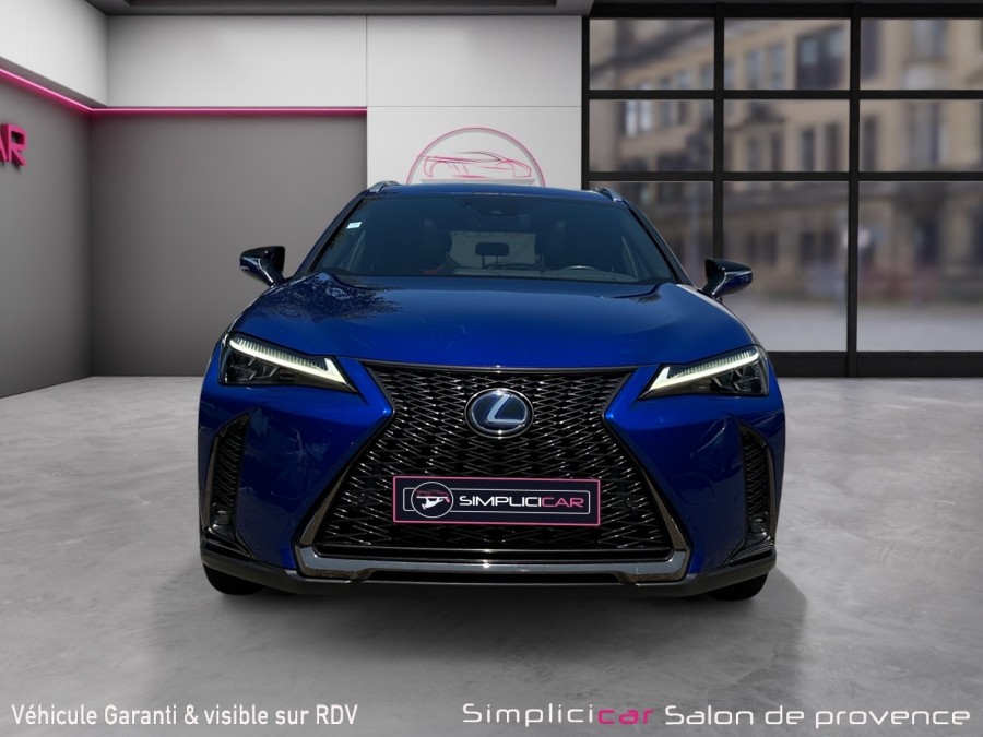 LEXUS d'occasion UX250H 250H 4WD F-SPORT de 2019 Salon de Provence
