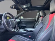LEXUS d'occasion UX250H 250H 4WD F-SPORT de 2019 Salon de Provence