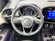 TOYOTA d'occasion AYGO Dynamic de 2025 Toulon Est (83)﻿