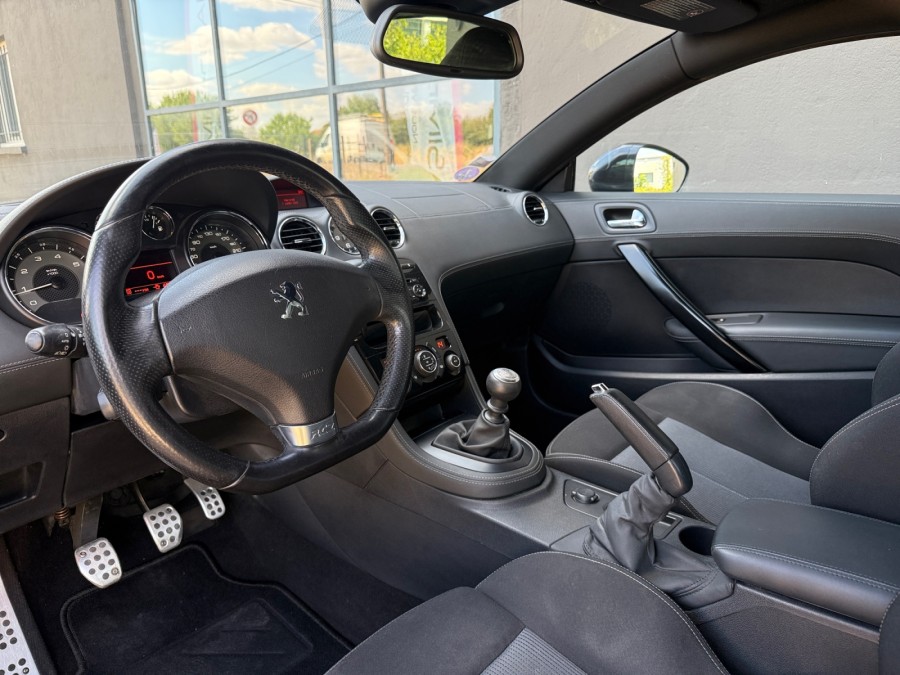 PEUGEOT d'occasion RCZ PEUGEOT RCZ 1.6 THP 156ch de 2011 Poitiers