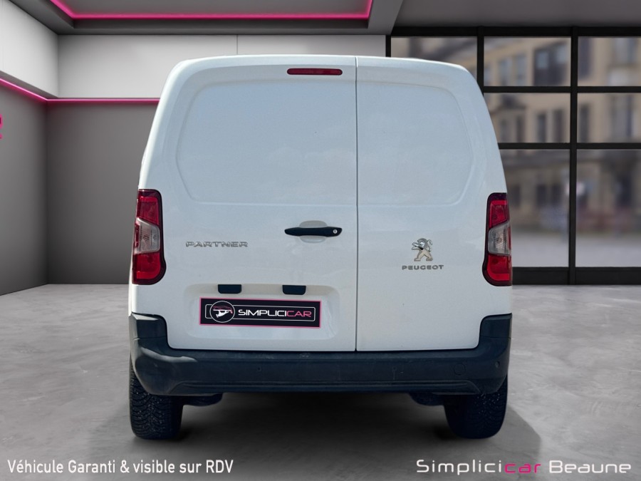 PEUGEOT d'occasion PARTNER CAMIONNETTE/MONOSPACE STANDARD 1000KG 1.5