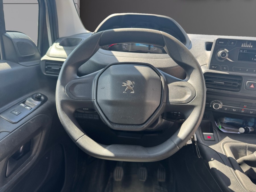 PEUGEOT d'occasion PARTNER CAMIONNETTE/MONOSPACE STANDARD 1000KG 1.5