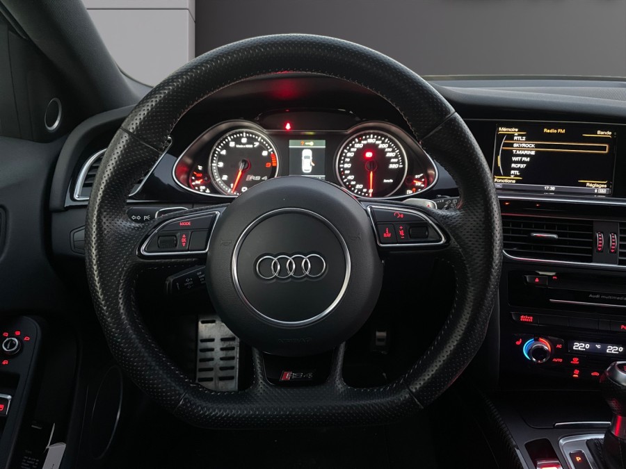 AUDI d'occasion A4 B8 AVANT AVANT V8 4.2 QUATTRO de 2012 Royan (17)﻿
