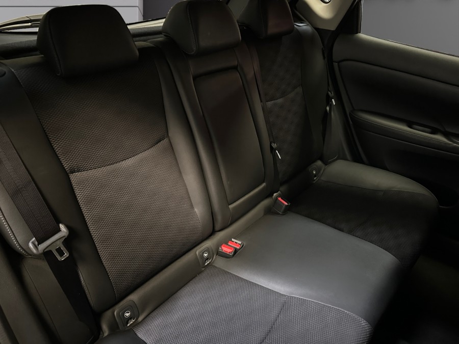 NISSAN d'occasion PULSAR BERLINE BICORPS TROIS OU CINQ PORTES 1.2