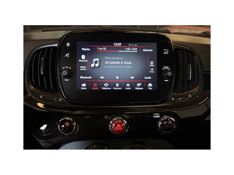 FIAT d'occasion 500 C 1.0 HYBRIDE 70 WEB COLLEZIONE de 2022 Aix Les