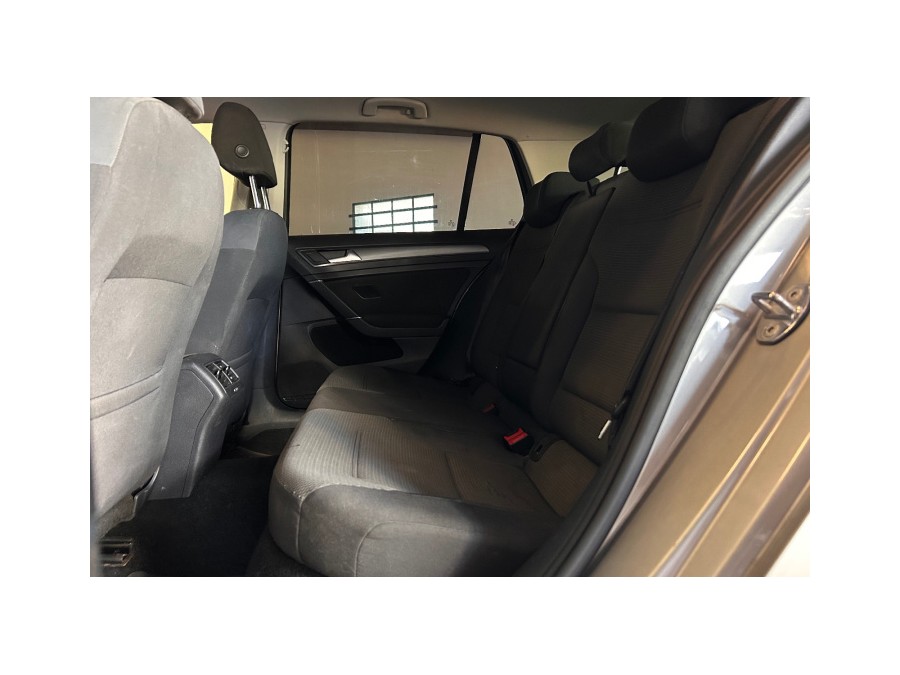 VOLKSWAGEN d'occasion GOLF 1.6 TDI 115 TRENDLINE de 2019 Aix Les