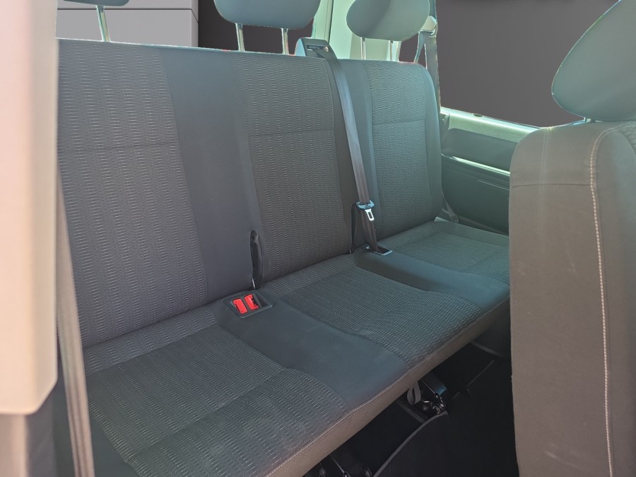 VOLKSWAGEN d'occasion TRANSPORTER T6 / CARAVELLE T6 AUTOBUS/AUTOCAR