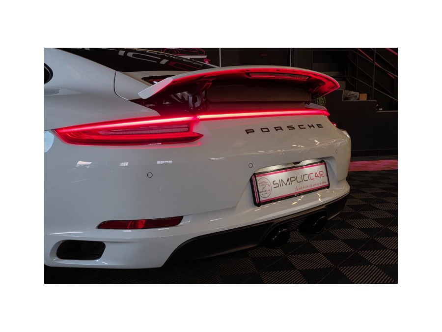 PORSCHE d'occasion 911 CARRERA 4 GTS 3.0 450 PDK de 2017 Aix Les