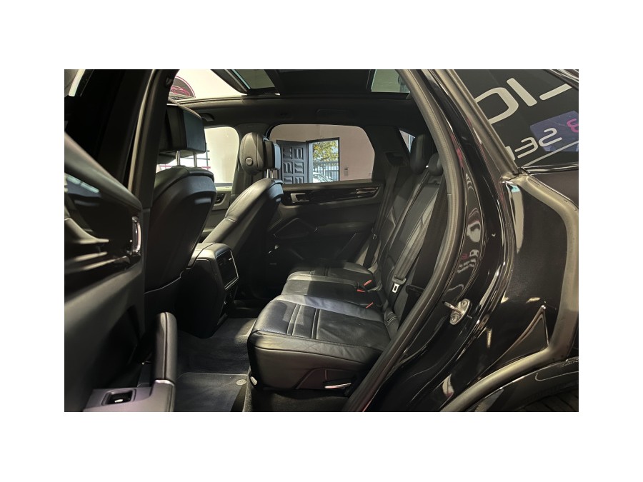 PORSCHE d'occasion CAYENNE 3.0 V6 E-HYBRID de 2018 Aix Les Bains (73)﻿