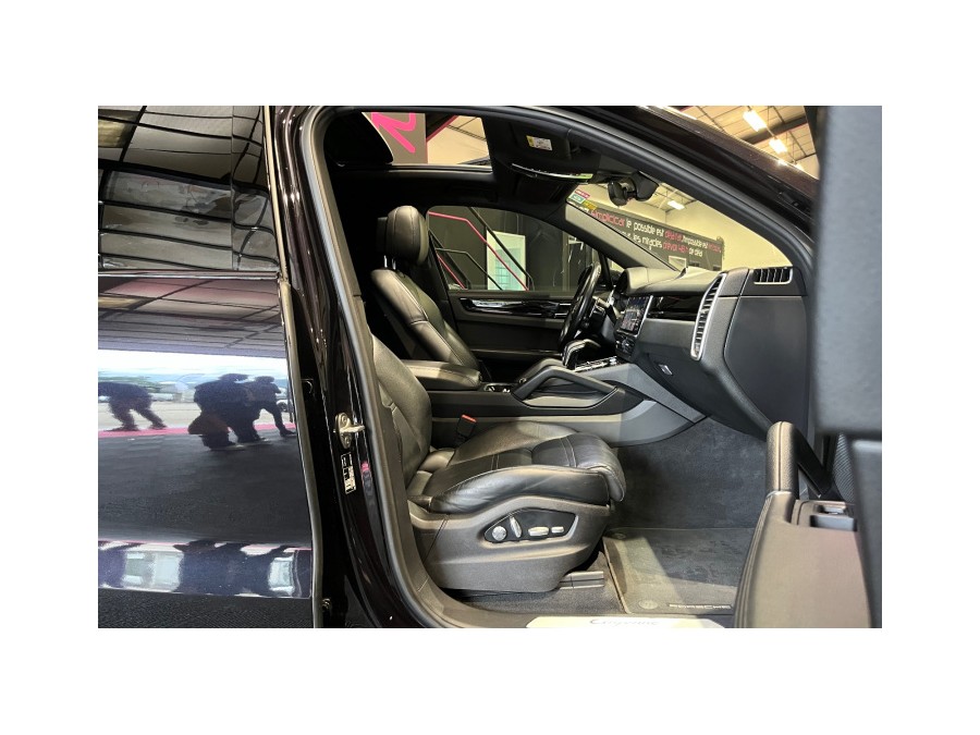 PORSCHE d'occasion CAYENNE 3.0 V6 E-HYBRID de 2018 Aix Les Bains (73)﻿