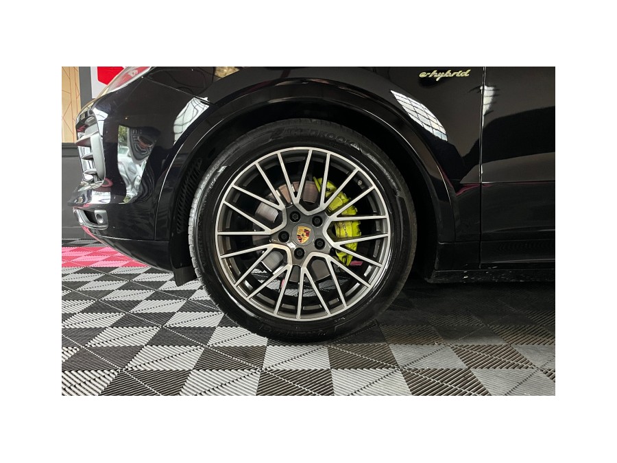 PORSCHE d'occasion CAYENNE 3.0 V6 E-HYBRID de 2018 Aix Les Bains (73)﻿