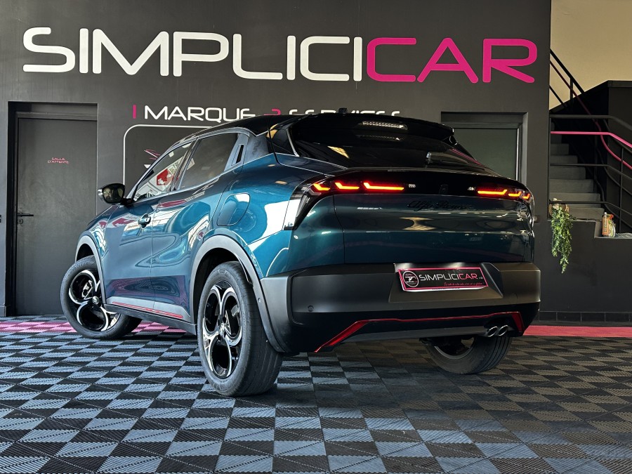 ALFA ROMEO d'occasion JUNIOR 1.2 IBRIDA 145 JUNIOR E-DCT de 2025 Aix