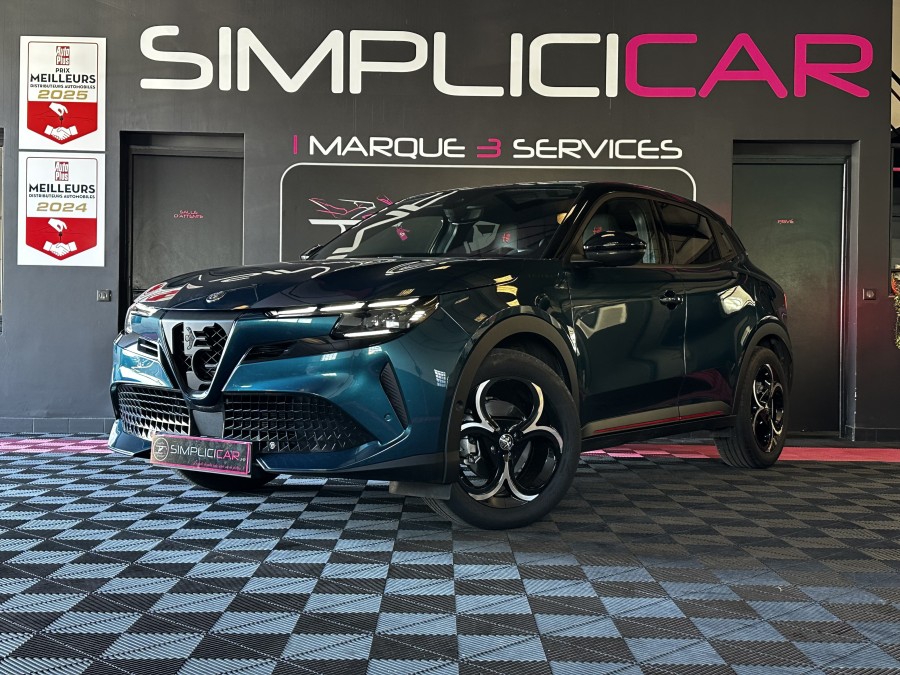 ALFA ROMEO d'occasion JUNIOR 1.2 IBRIDA 145 JUNIOR E-DCT de 2025 Aix