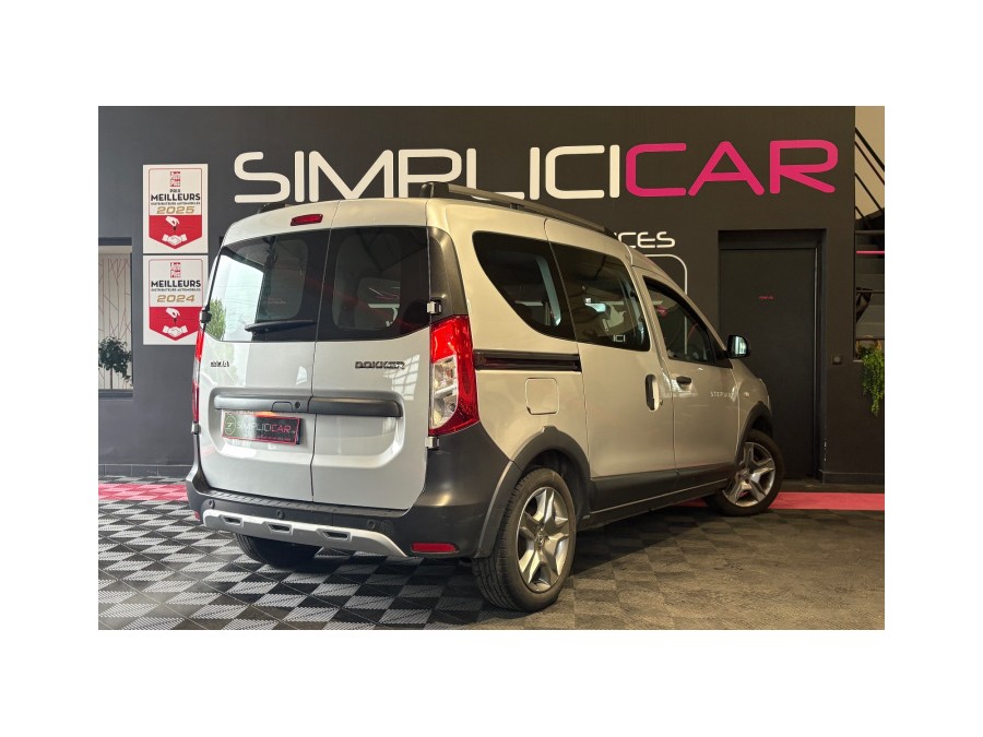 DACIA d'occasion DOKKER MONOSPACE 1.2 TCE 115CV STEPWAY de 2018 Aix