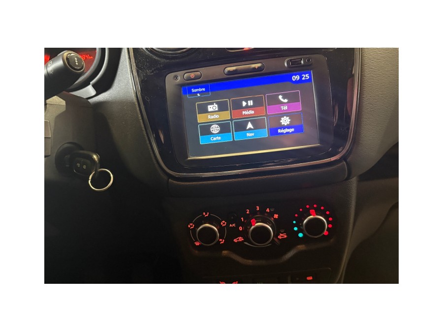 DACIA d'occasion DOKKER MONOSPACE 1.2 TCE 115CV STEPWAY de 2018 Aix