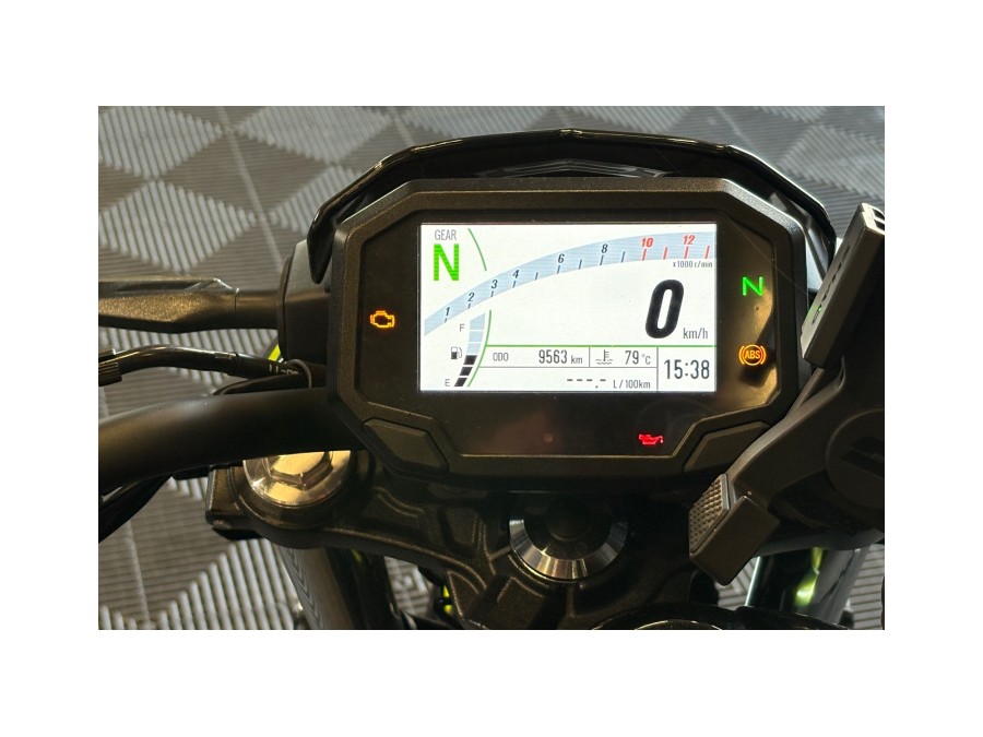 KAWASAKI d'occasion Z650 Z650 de 2021 Aix Les Bains (73)﻿