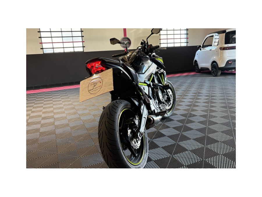 KAWASAKI d'occasion Z650 Z650 de 2021 Aix Les Bains (73)﻿