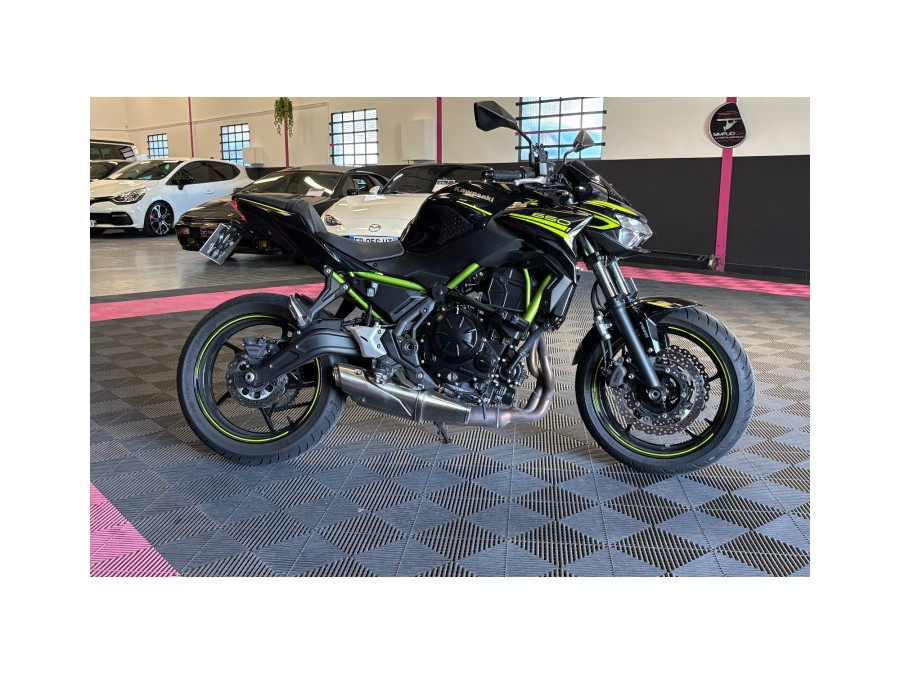KAWASAKI d'occasion Z650 Z650 de 2021 Aix Les Bains (73)﻿