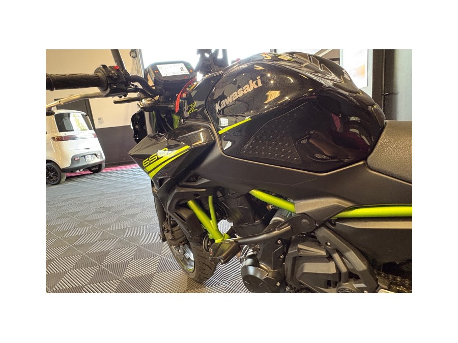 KAWASAKI d'occasion Z650 Z650 de 2021 Aix Les Bains (73)﻿