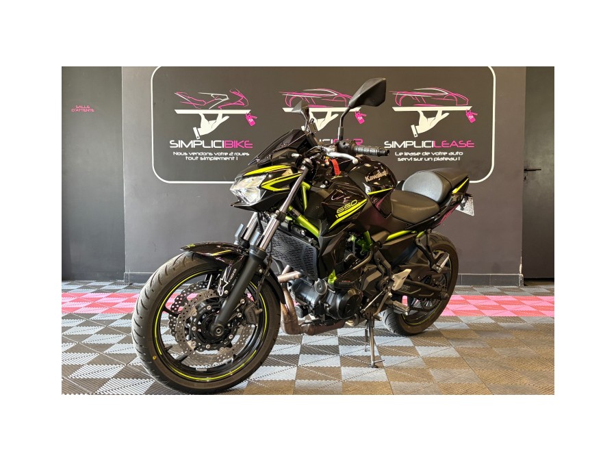 KAWASAKI d'occasion Z650 Z650 de 2021 Aix Les Bains (73)﻿