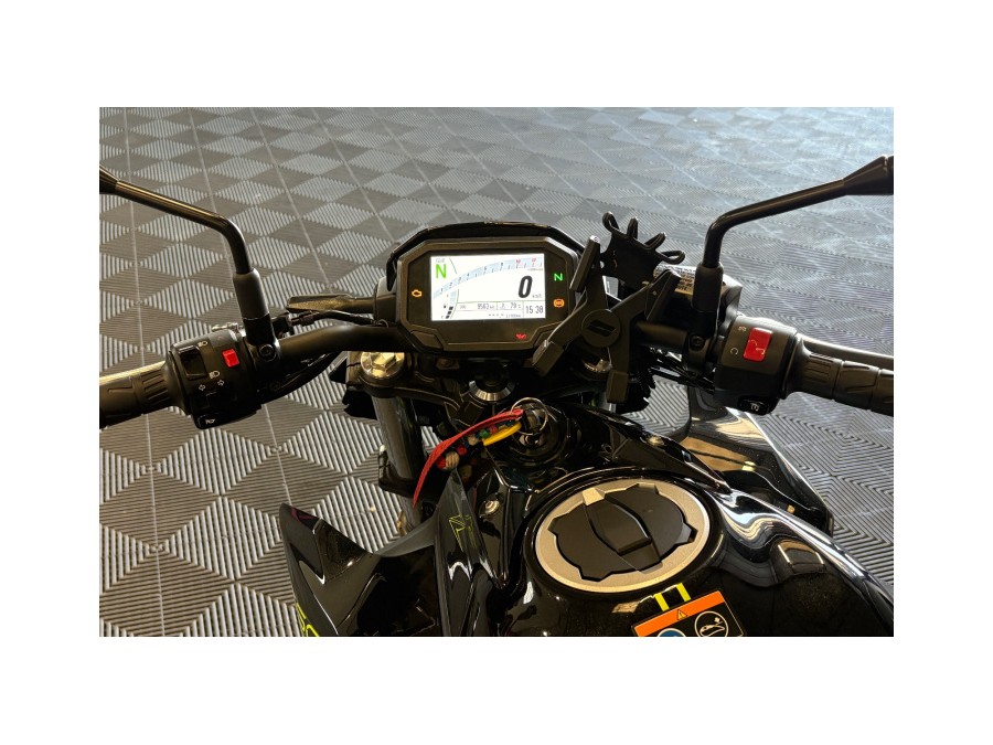 KAWASAKI d'occasion Z650 Z650 de 2021 Aix Les Bains (73)﻿