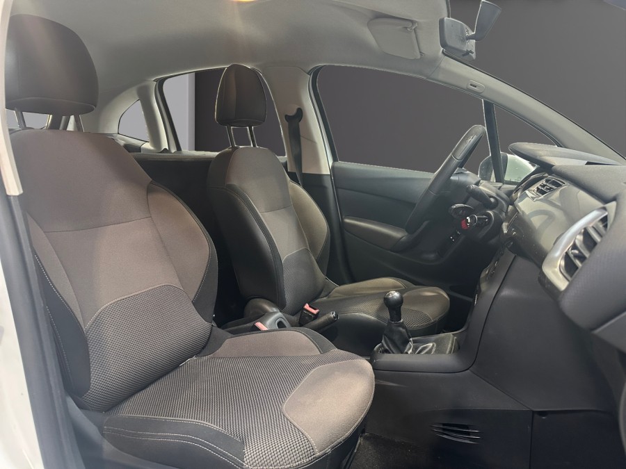 CITROEN d'occasion C3 II SOCIETE 1.4 HDI 70 CONFORT de 2015 Lorient