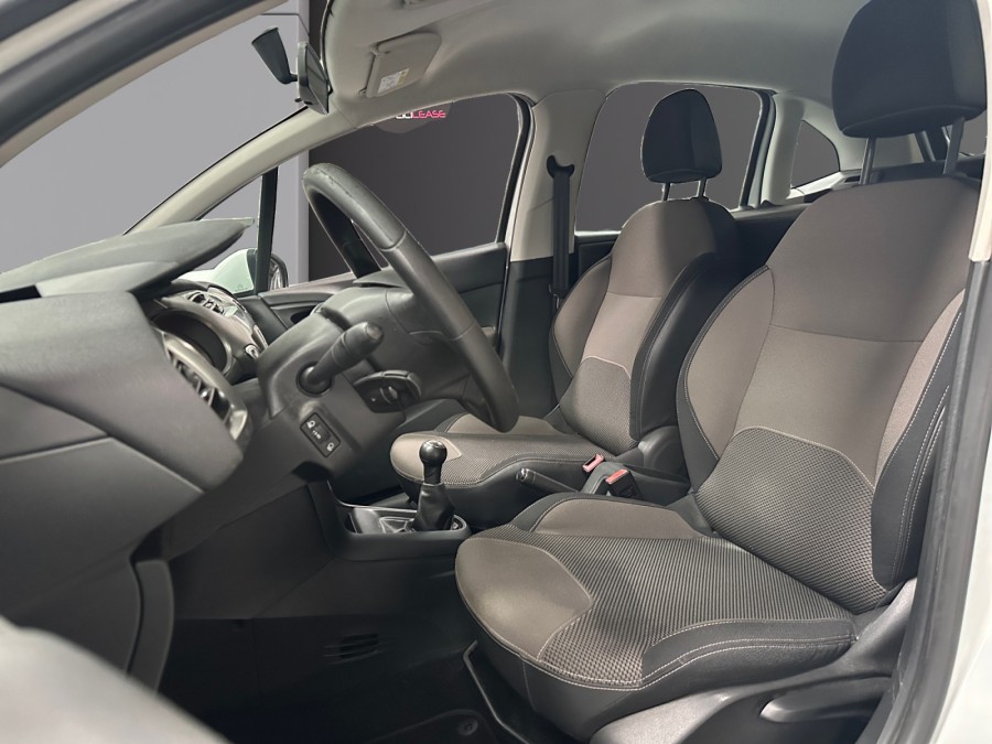 CITROEN d'occasion C3 II SOCIETE 1.4 HDI 70 CONFORT de 2015 Lorient