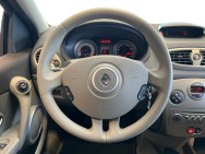 RENAULT d'occasion CLIO III CONFORT EXPRESSION 1.4 16V de 2006