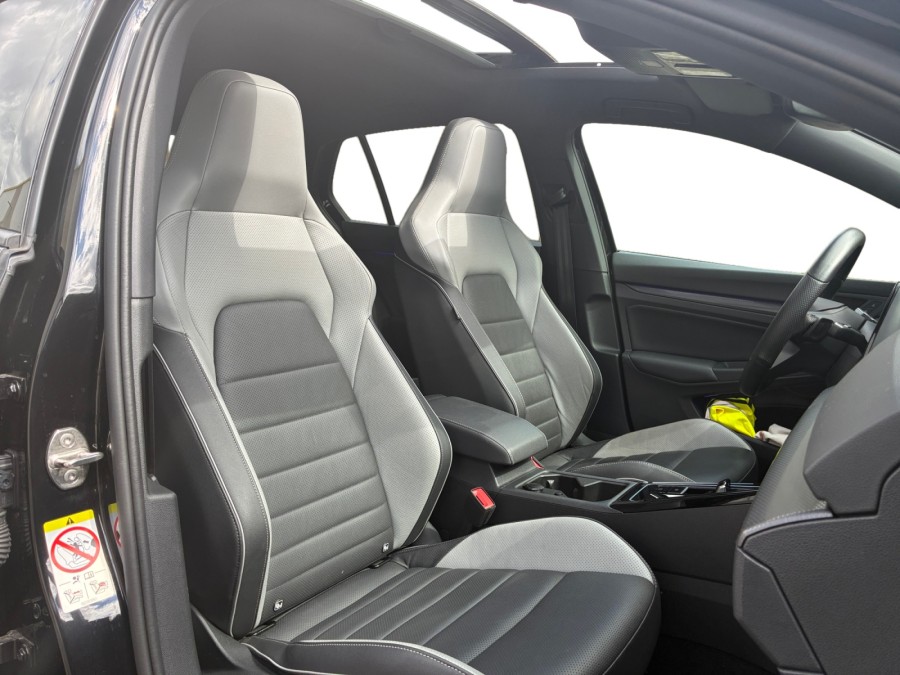 VOLKSWAGEN d'occasion GOLF VIII 2.0 TDI 200 GTD DSG de 2023 Saint