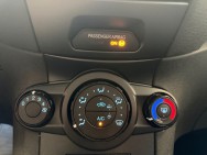 FORD d'occasion FIESTA VI 1000 ECOBOOST 100 POWERSHIFT de 2017 Salon
