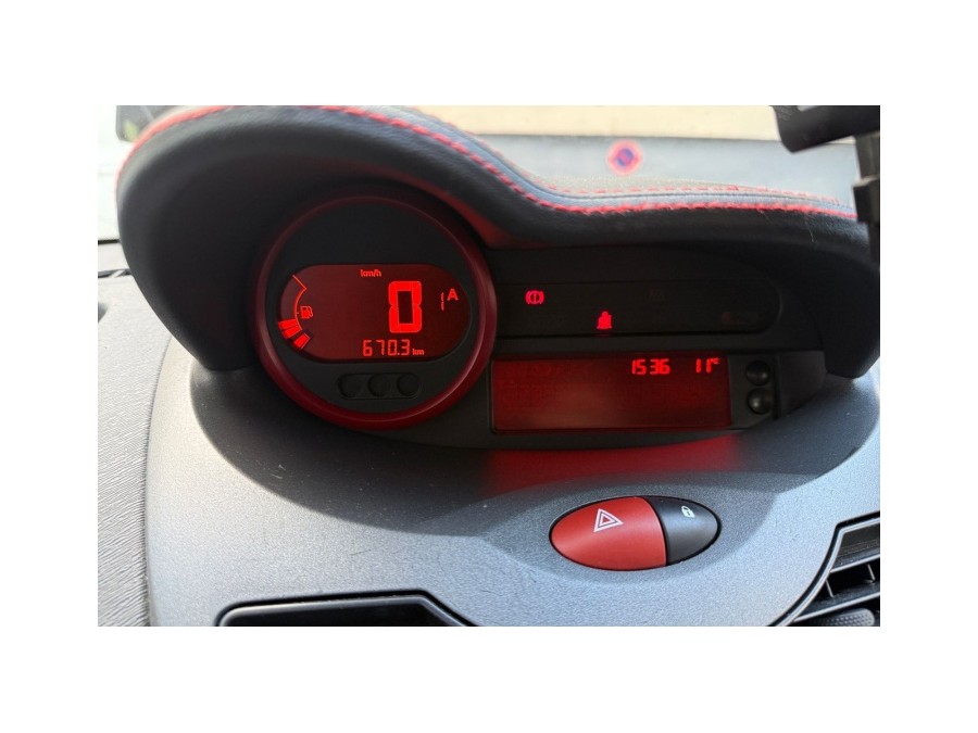 RENAULT d'occasion TWINGO 1.2 75 RIP CURL BVR de 2011 Le Raincy (93)﻿