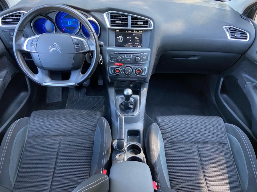 CITROEN d'occasion C4 II 1.6 HDI 90 EXCLUSIVE de 2013 Brest (29)﻿