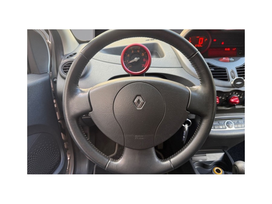 RENAULT d'occasion TWINGO 1.2 75 RIP CURL BVR de 2011 Le Raincy (93)﻿