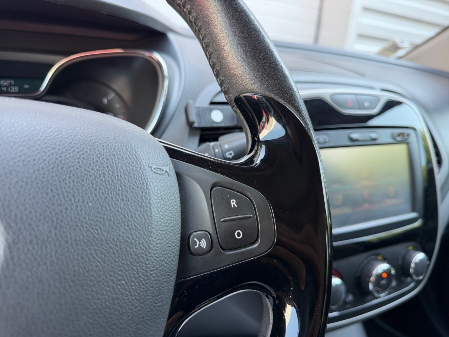 RENAULT d'occasion CAPTUR I 0.9 TCE 90 de 2017 Salon de Provence (13)﻿