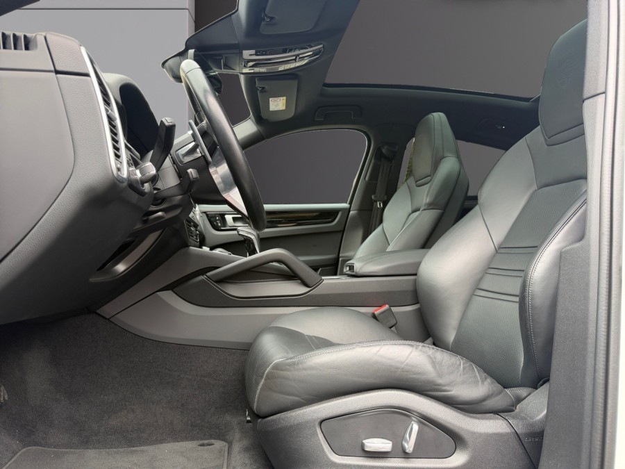 PORSCHE d'occasion CAYENNE COUPE 3.0 V6 E-HYBRID COUPE PLATINIUM