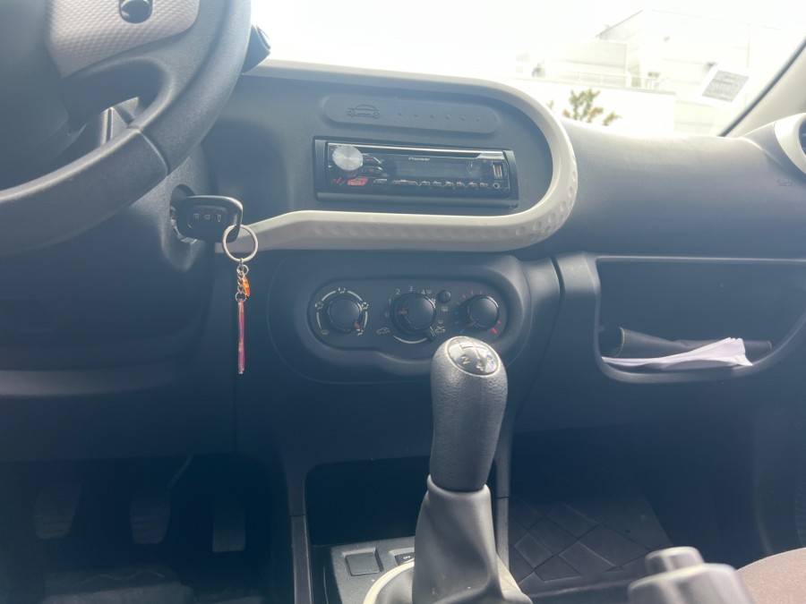 RENAULT d'occasion TWINGO III 1.0 SCE 70 LA PARISIENNE de 2017