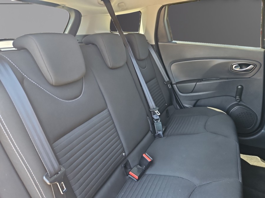 RENAULT d'occasion CLIO IV GRANDTOUR RENAULT CLIO IV ESTATE TCE 120